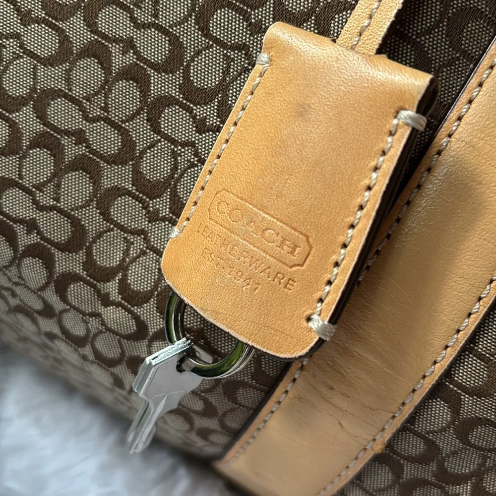 Coach Vintage Signature C Canvas & Vachetta Leather Travel Bag - Picture 7 of 16